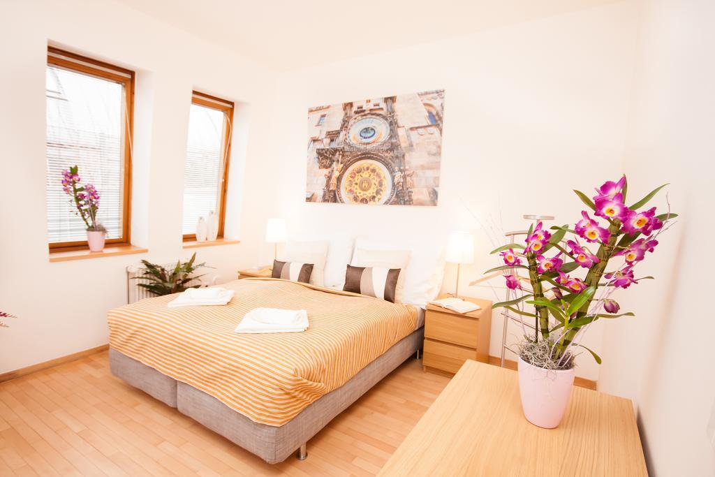 Wenceslas Square Lofts Πράγα Δωμάτιο φωτογραφία